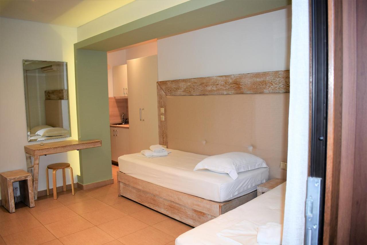Studios Apartments Irini Patira Potos Exteriör bild