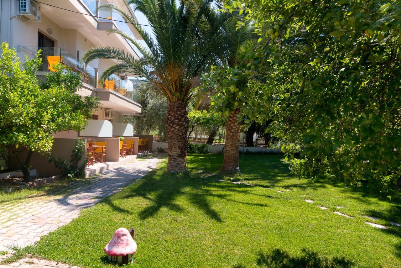 Studios Apartments Irini Patira Potos Exteriör bild